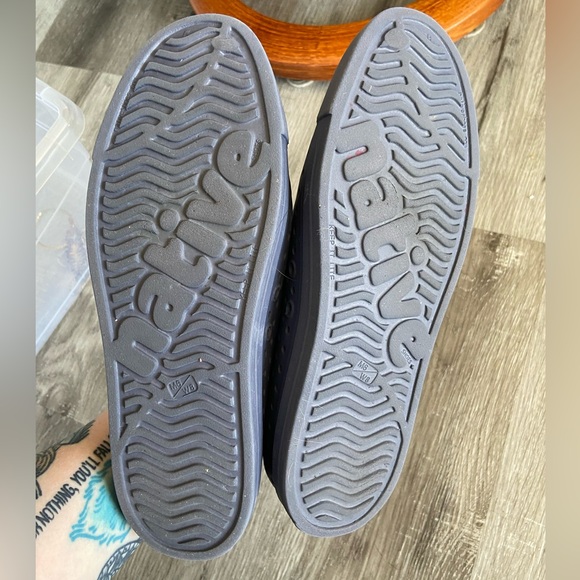 All Black Unisex Native Shoes - Picture 4 of 7